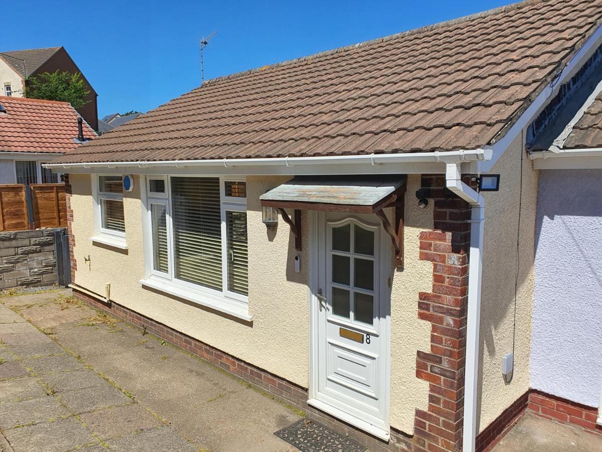 The Mumbles - Bungalow - 2 Bedrooms - Pet Friendly Swansea Dış mekan fotoğraf